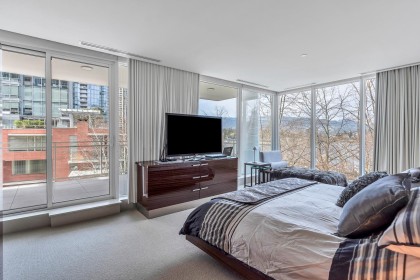 Photo 18 at 101 - 1139 W Cordova Street, Coal Harbour, Vancouver West