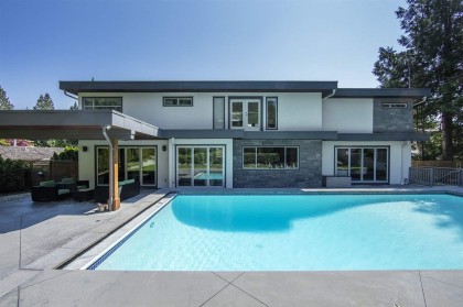 Photo 2 at 3771 Southridge Avenue, Bayridge, West Vancouver