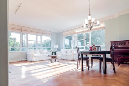 Photo 2 at 501 - 4685 Valley Drive, Quilchena, Vancouver West