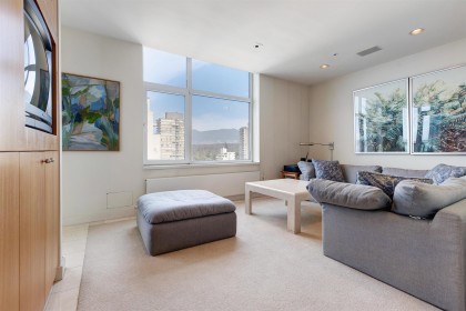 Photo 14 at 1600 - 1919 Beach Avenue, West End VW, Vancouver West