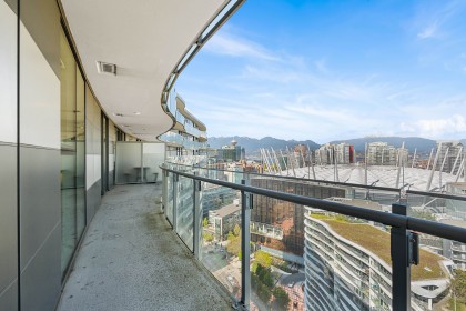 Photo 23 at 2717 - 89 Nelson Street, Yaletown, Vancouver West