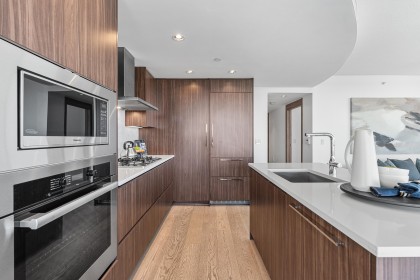 Photo 13 at 2717 - 89 Nelson Street, Yaletown, Vancouver West