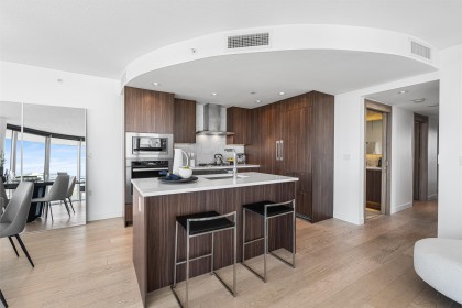 Photo 10 at 2717 - 89 Nelson Street, Yaletown, Vancouver West