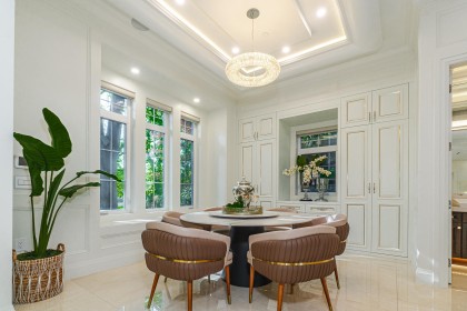 Photo 8 at 6038 Marguerite Street, South Granville, Vancouver West