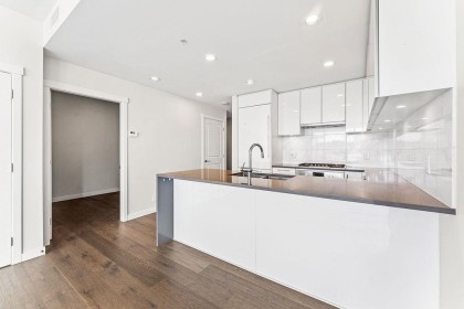 Photo 7 at 701 - 3487 Binning Road, University VW, Vancouver West