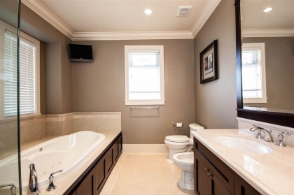 Photo 10 at 1419 W 59th Avenue, South Granville, Vancouver West