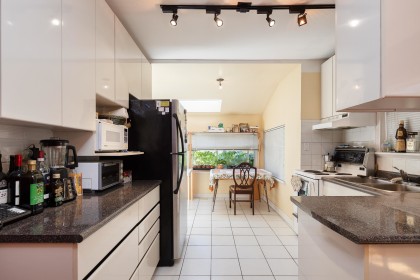 Photo 9 at 3136 W 11th Avenue, Kitsilano, Vancouver West