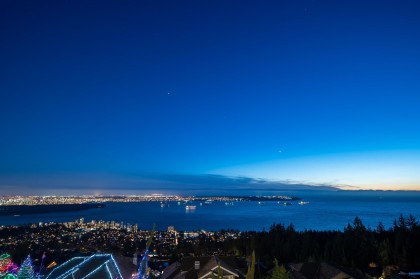 Photo 4 at 2426 Halston Court, Whitby Estates, West Vancouver