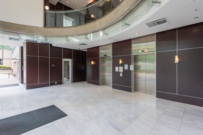 Photo 2 at 2302 - 555 Jervis Street, Coal Harbour, Vancouver West