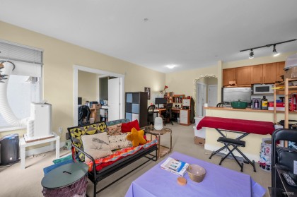 Photo 12 at 307 - 2083 W 33 Avenue, Quilchena, Vancouver West