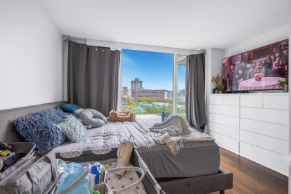 Photo 10 at 407 - 499 Broughton Street, Coal Harbour, Vancouver West