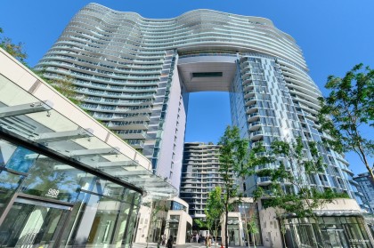 Photo 18 at 704 - 89 Nelson Street, Yaletown, Vancouver West