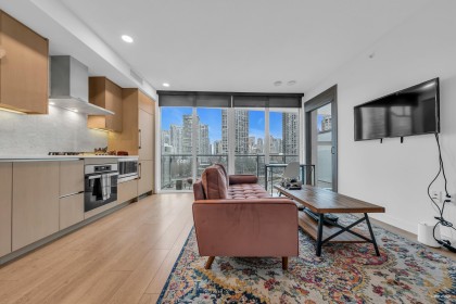 Photo 4 at 704 - 89 Nelson Street, Yaletown, Vancouver West