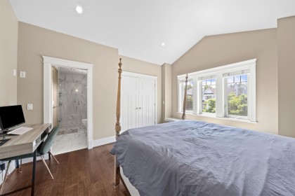 Photo 21 at 2575 W 7th Avenue, Kitsilano, Vancouver West