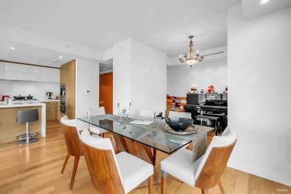 Photo 17 at 3002 - 667 Howe Street, Downtown VW, Vancouver West