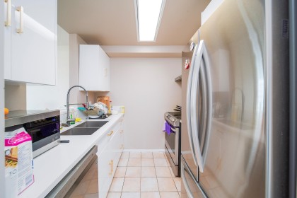 Photo 6 at 1604 - 811 Helmcken Street, Downtown VW, Vancouver West