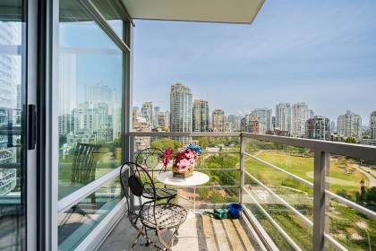 Photo 9 at 1502 - 1483 Homer Street, Yaletown, Vancouver West