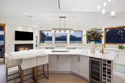 Photo 14 at 15 Brunswick Beach Road, Lions Bay, West Vancouver