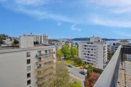 Photo 23 at 903 - 1745 Esquimalt Avenue, Ambleside, West Vancouver