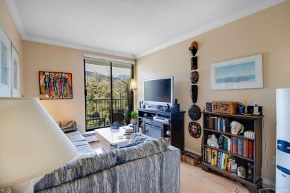 Photo 17 at 903 - 1745 Esquimalt Avenue, Ambleside, West Vancouver