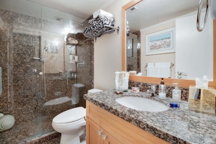 Photo 14 at 903 - 1745 Esquimalt Avenue, Ambleside, West Vancouver