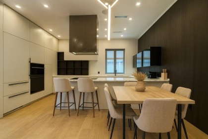 Photo 6 at 1076 Park Drive, Marpole, Vancouver West