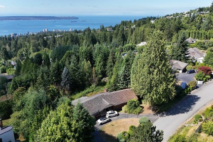 Photo 10 at 1084 Groveland Road, British Properties, West Vancouver