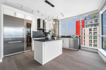 Photo 6 at 3501 - 1189 Melville Street, Coal Harbour, Vancouver West