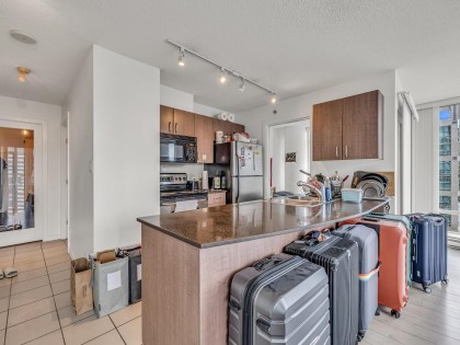 Photo 6 at 1710 - 610 Granville Street, Downtown VW, Vancouver West