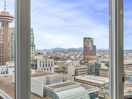 Photo 12 at 1710 - 610 Granville Street, Downtown VW, Vancouver West