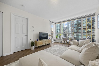 Photo 6 at 1601 - 1420 W Georgia Street, West End VW, Vancouver West