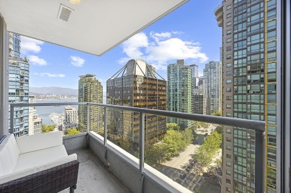 Photo 17 at 1601 - 1420 W Georgia Street, West End VW, Vancouver West