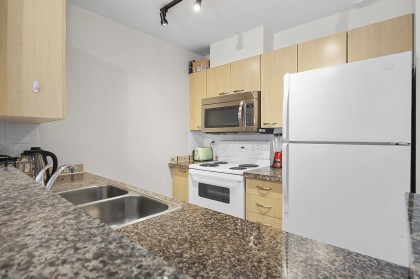 Photo 9 at 1601 - 1420 W Georgia Street, West End VW, Vancouver West