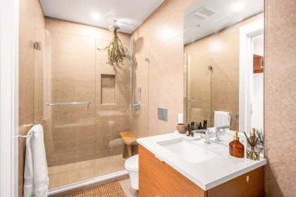 Photo 13 at 408 - 6687 Nelson Avenue, Horseshoe Bay WV, West Vancouver