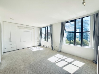 Photo 3 at 904 - 989 Beatty Street, Yaletown, Vancouver West