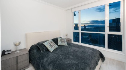 Photo 13 at 3306 - 1111 W Pender Street, Coal Harbour, Vancouver West