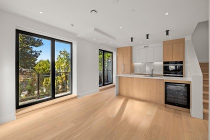 Photo 9 at 595 W 29th Avenue, Cambie, Vancouver West