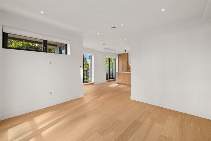 Photo 8 at 595 W 29th Avenue, Cambie, Vancouver West