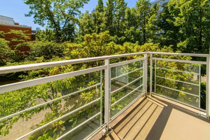 Photo 23 at 212 - 688 Fairchild Road, Oakridge VW, Vancouver West