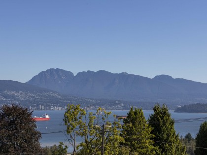 Photo 17 at 1937 Tolmie Street, Point Grey, Vancouver West