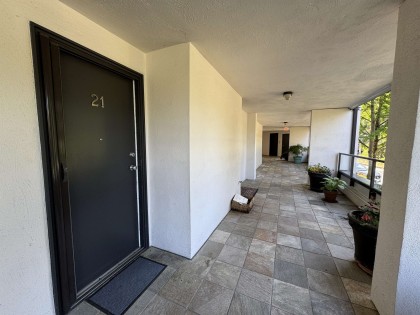 Photo 2 at 21 - 1201 Lamey\'s Mill Road, False Creek, Vancouver West