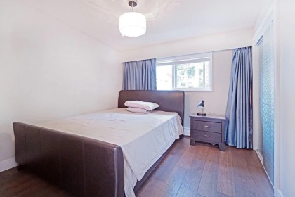 Photo 11 at 850 Esquimalt Avenue, Sentinel Hill, West Vancouver