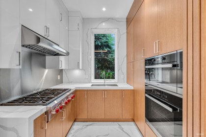 Photo 10 at 4465 Wallace Street, Dunbar, Vancouver West