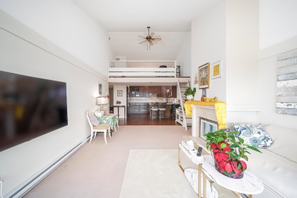 Photo 8 at 49 - 2202 Folkestone Way, Panorama Village, West Vancouver