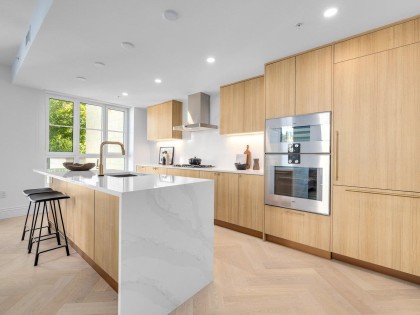 Photo 4 at 203 - 2096 W 47th Avenue, Kerrisdale, Vancouver West