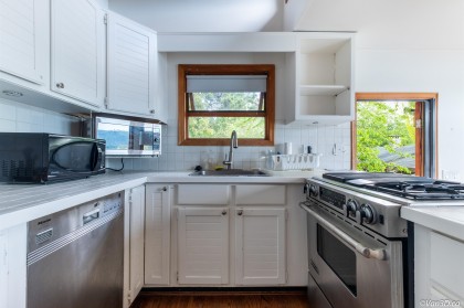 Photo 13 at 4541 Stonehaven Avenue, Deep Cove, North Vancouver