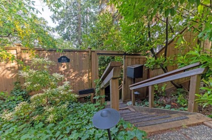 Photo 5 at 4541 Stonehaven Avenue, Deep Cove, North Vancouver