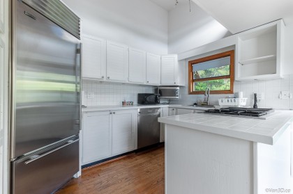 Photo 14 at 4541 Stonehaven Avenue, Deep Cove, North Vancouver