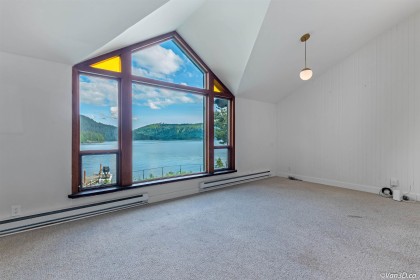Photo 29 at 4541 Stonehaven Avenue, Deep Cove, North Vancouver