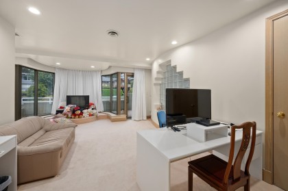 Photo 22 at 828 Beachview Drive, Dollarton, North Vancouver